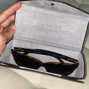 GUCCI SUNGLASSES